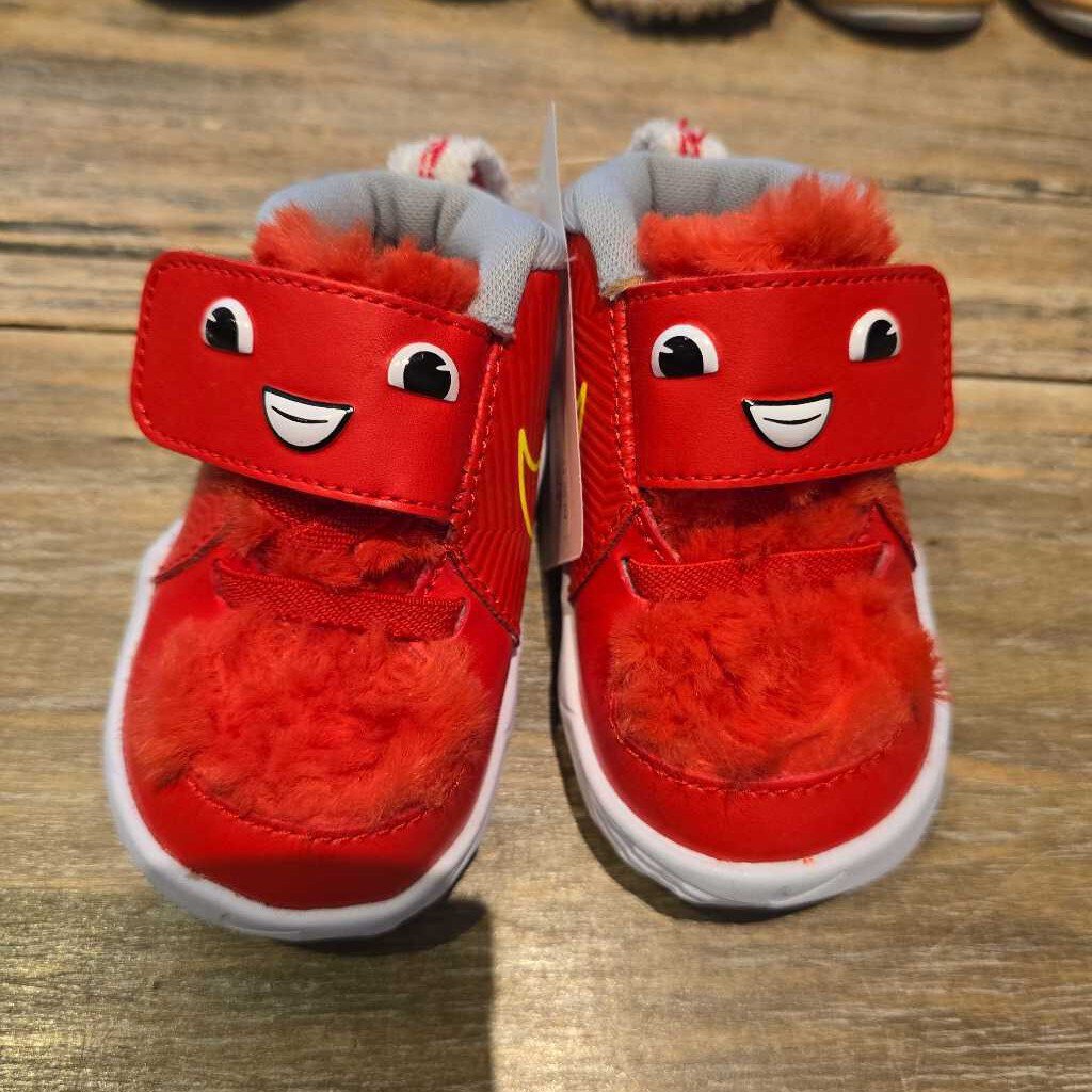 Nike NEW red furry velcro runners 2 Little Ones Closet TO